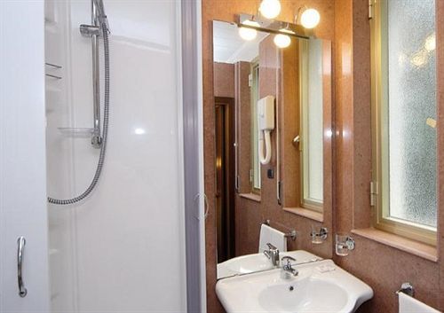 Hotel Maria Nella Bardineto Екстер'єр фото