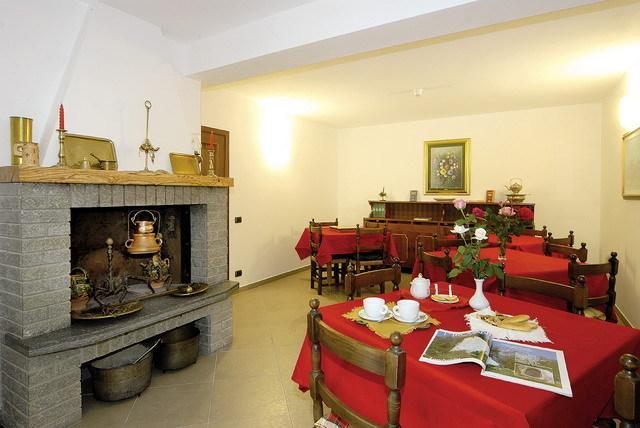 Hotel Maria Nella Bardineto Екстер'єр фото